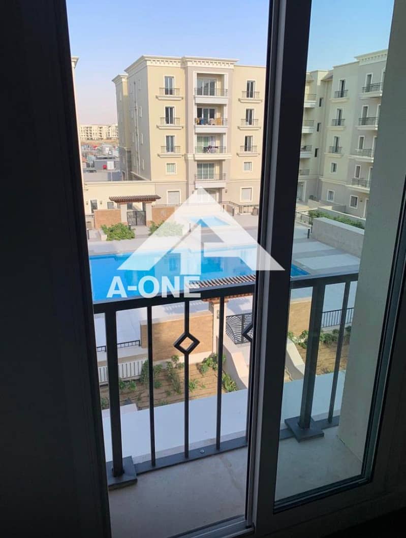 2 067dc6df-c591-46e4-8acd-a15358f5d825. jpg