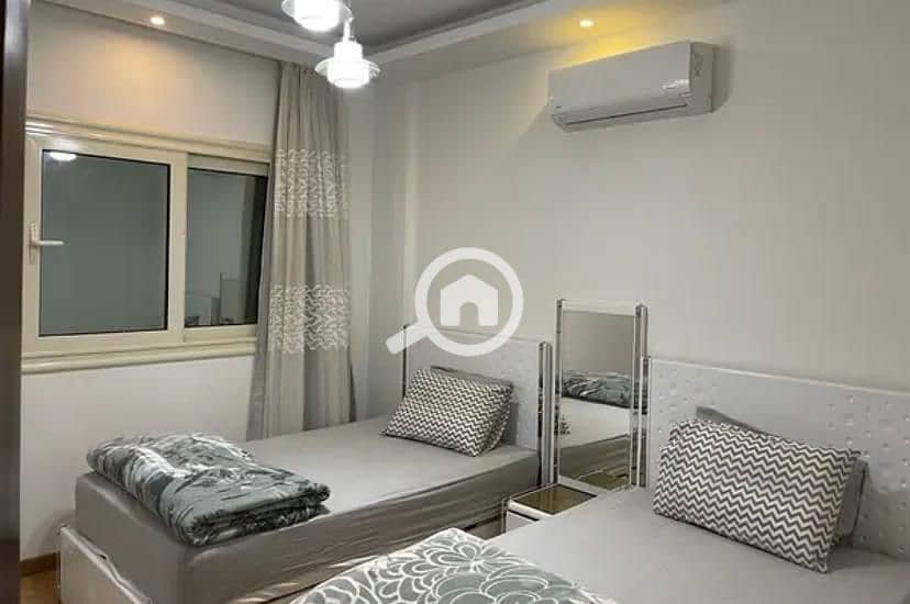 7 WhatsApp Image 2025-12-08 at 13.55. 04 (1). jpeg