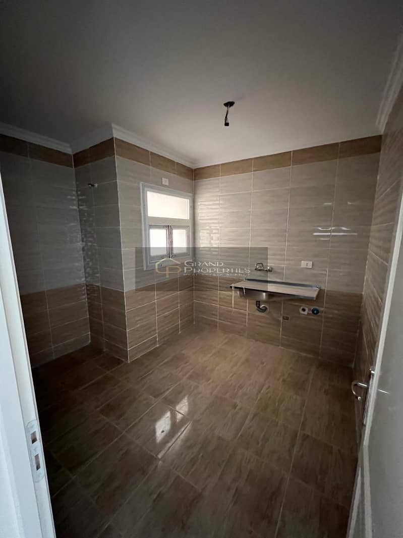 6 beff0342-a79f-4370-8408-6450e1ccc727. jpg