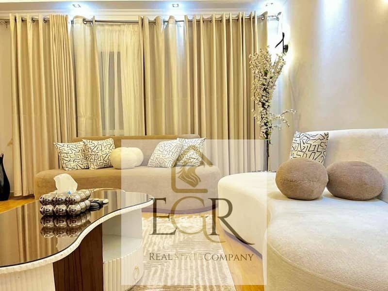 3 b5e66588-976b-4d3f-83a0-005d714280e1. jpg