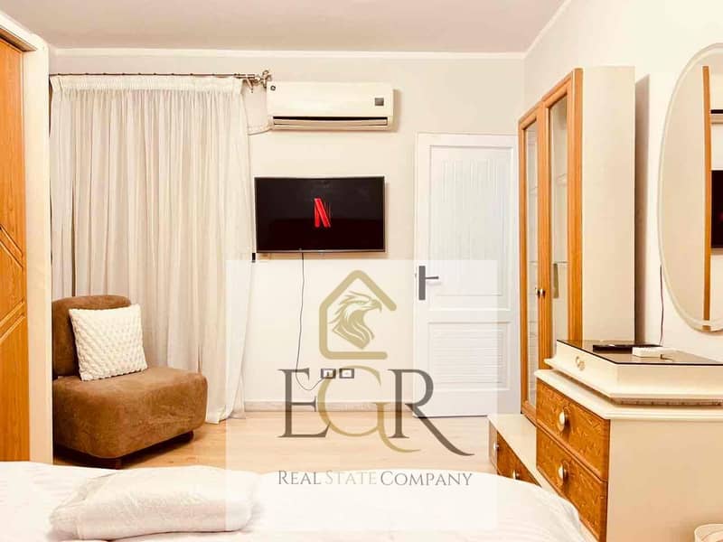 9 7e060dca-e9ab-48d4-8be5-9733ecd30790. jpg