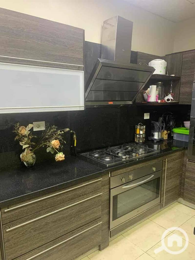 10 da10d8ab-415b-4887-9493-058b2989691a. jpg