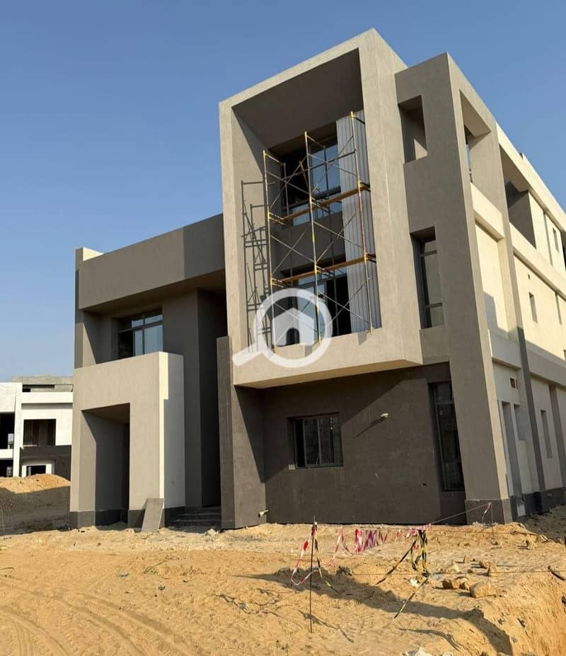 12 WhatsApp Image 2025-12-08 at 15.57. 04. jpeg