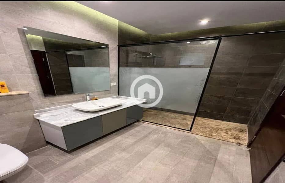 4 WhatsApp Image 2025-08-24 at 10.29. 43 AM (11)_1400x900. jpg