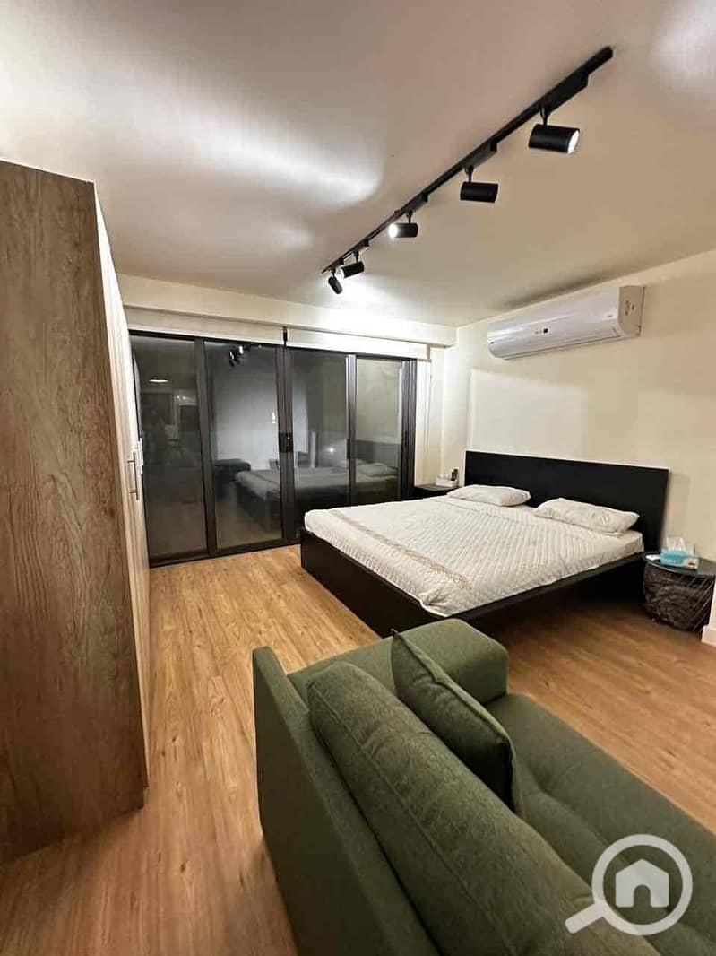 9 4f1063bf-2cf9-419e-ad5c-ce50f7ef27c7. jpg