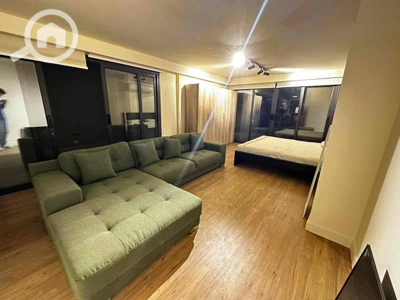 10 b37667e5-2ac9-477a-a963-b043286255e8. jpg