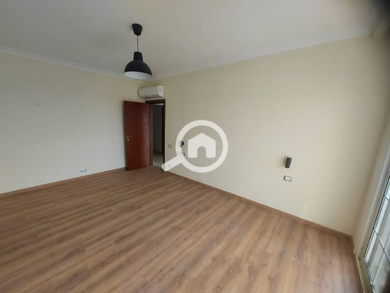 9 08365abe-4fac-41ee-8a84-fdd2400eb24a. jpg