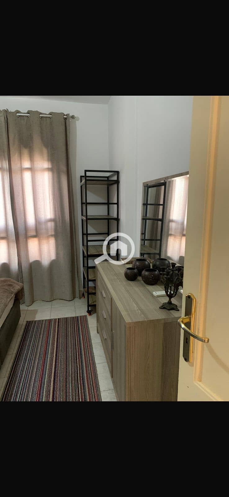 8 9844809f-3ea8-47c1-a172-b6cbc4902b72. jpeg