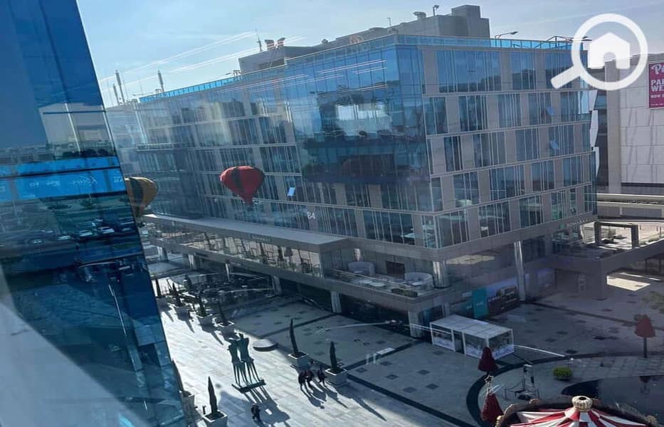 10 WhatsApp Image 2024-12-18 at 11.53. 10 AM_1400x900. jpg