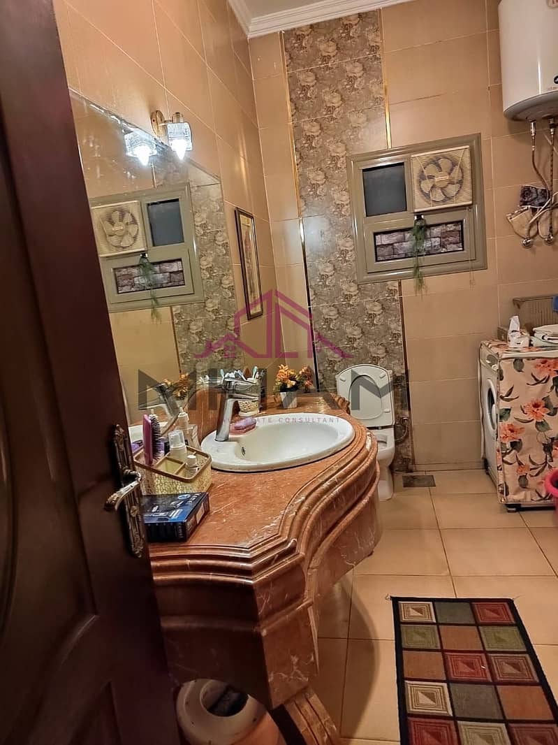 11 photo_5884469314717420343_y. jpg