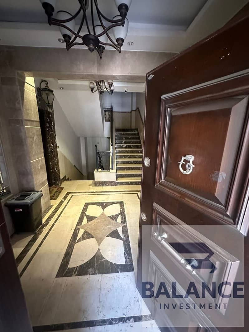 8 aea5b0d7-4e70-4487-a35f-d601b2c3ef2c. jpg