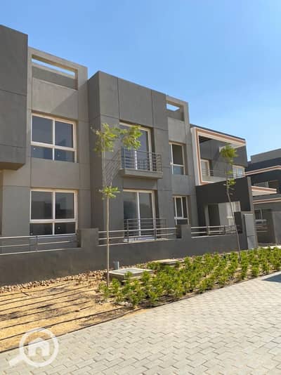 3 Bedroom Apartment for Sale in 6th of October, Giza - IMG-20251208-WA0157. jpg