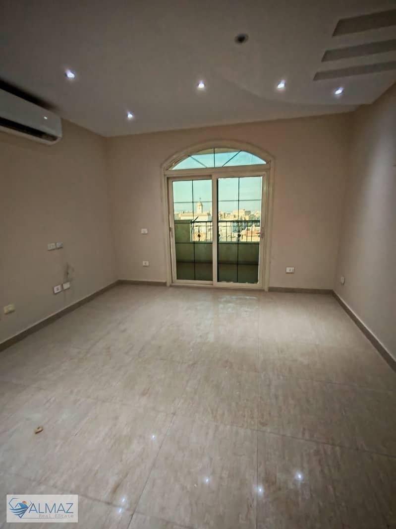 4 WhatsApp Image 2025-12-08 at 5.11. 28 PM (1). jpeg