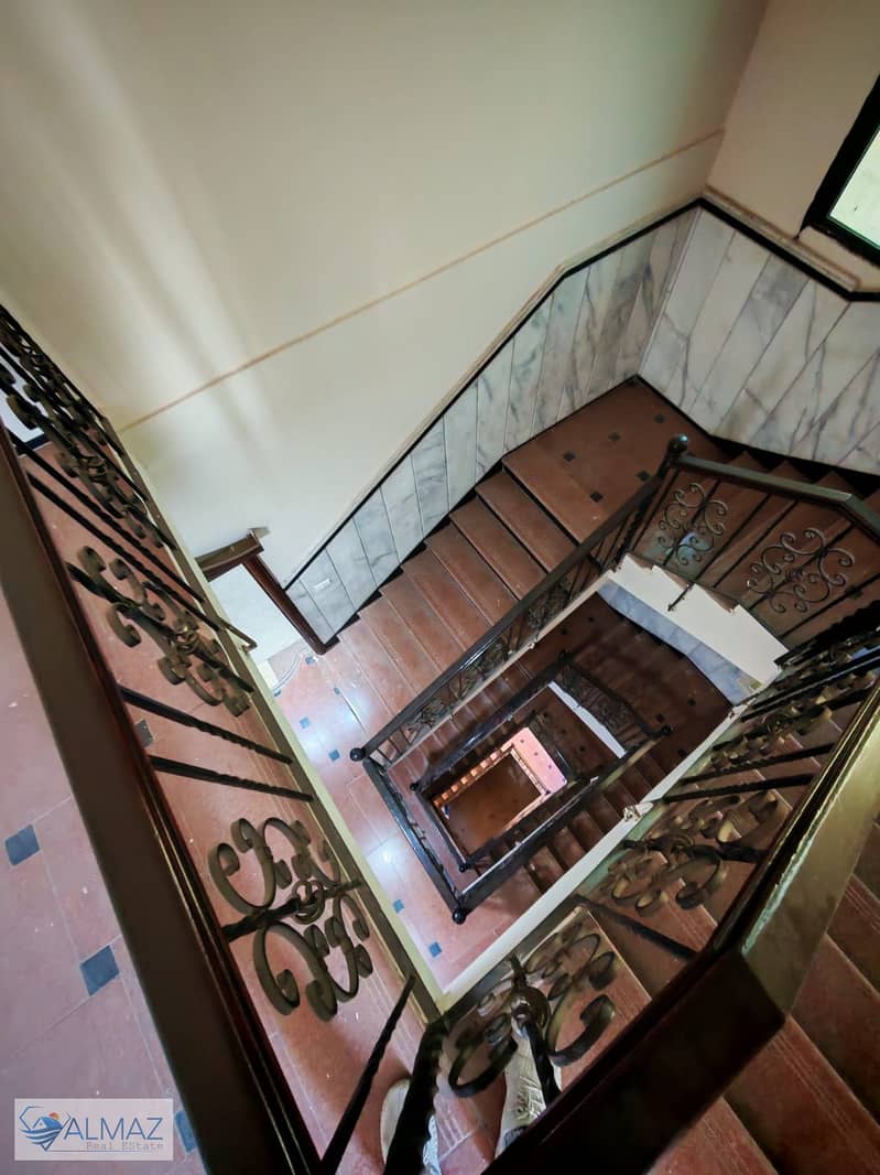 12 WhatsApp Image 2025-12-08 at 5.11. 22 PM (1). jpeg