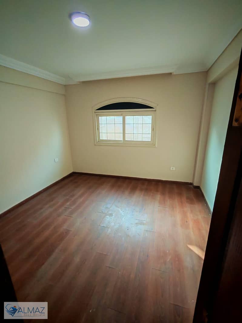 23 WhatsApp Image 2025-12-08 at 5.11. 27 PM. jpeg