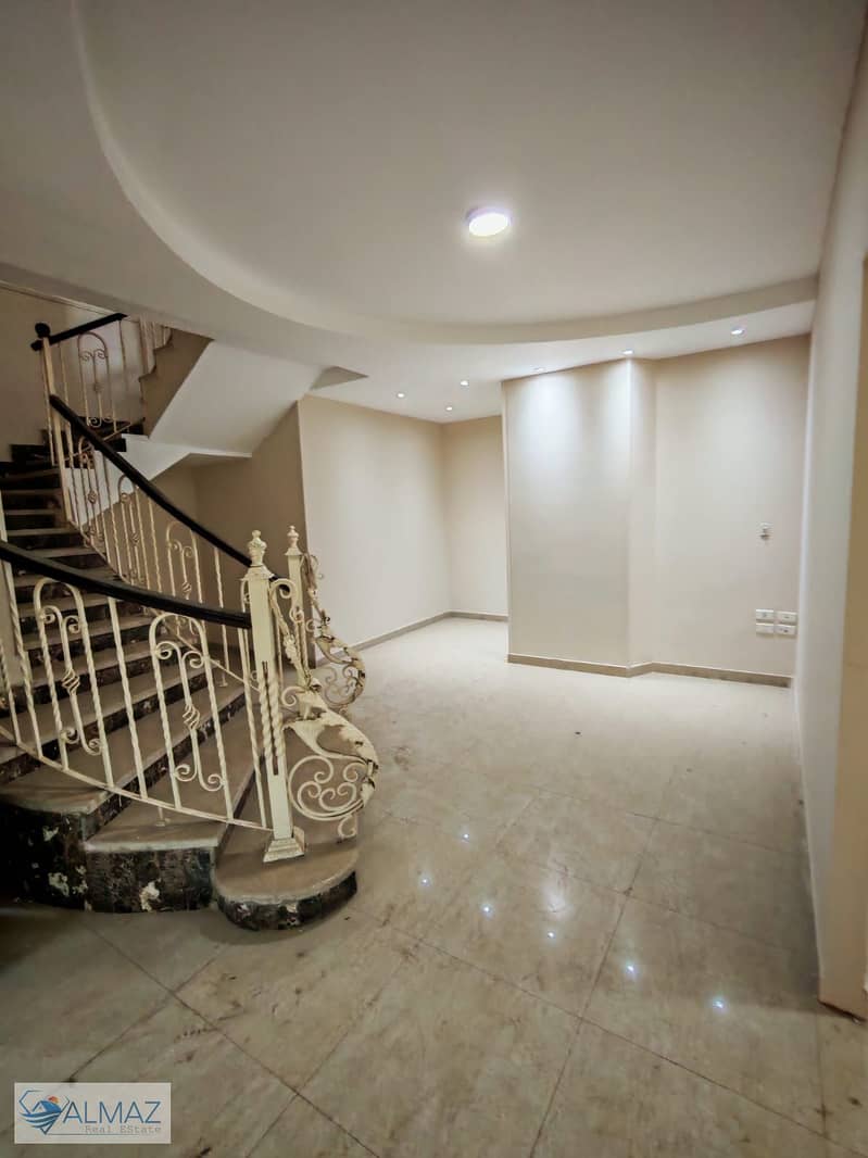 25 WhatsApp Image 2025-12-08 at 5.11. 29 PM (1). jpeg