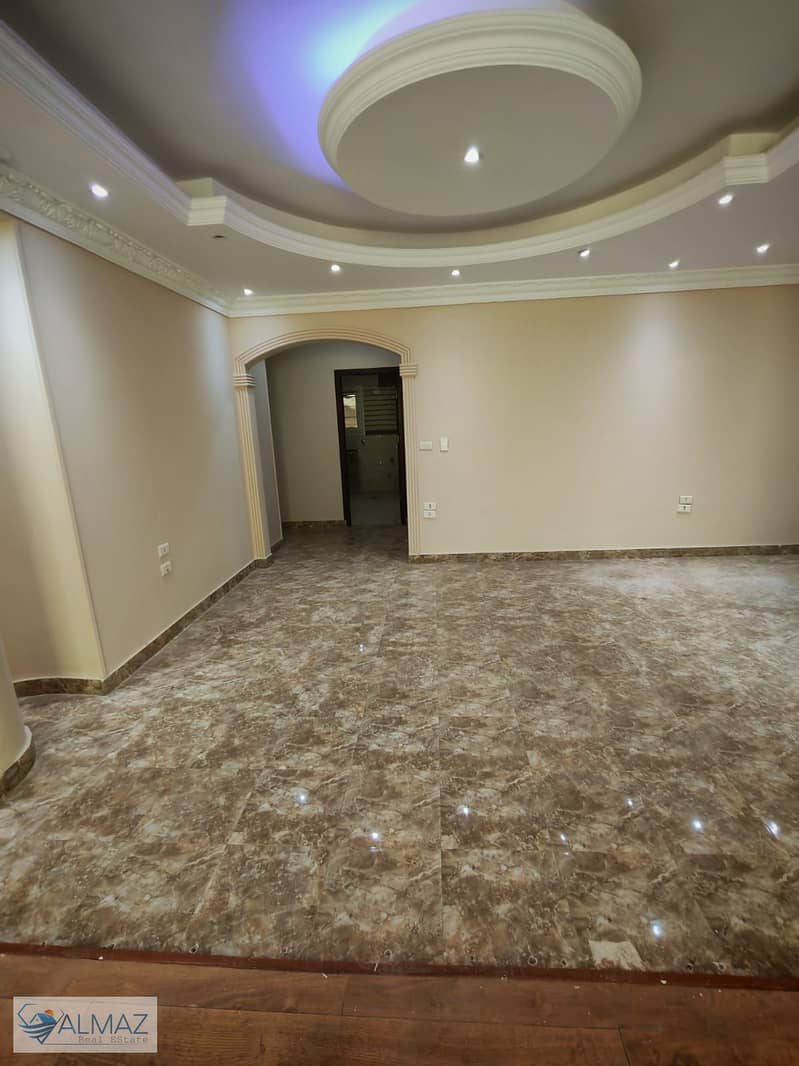 40 WhatsApp Image 2025-12-08 at 5.11. 35 PM (2). jpeg