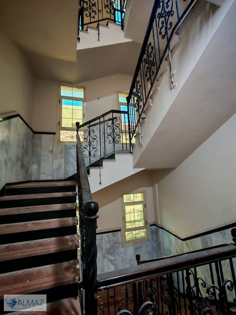 44 WhatsApp Image 2025-12-08 at 5.11. 37 PM (1). jpeg