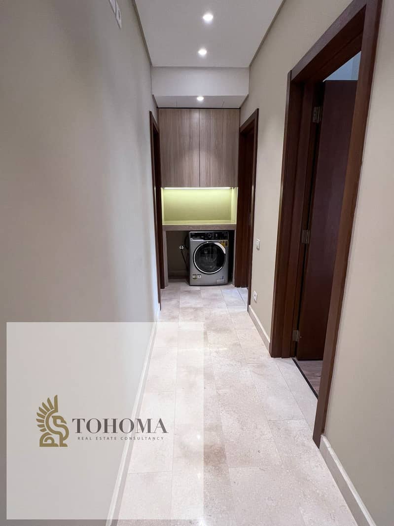 4 f30e8e99-8285-4d6c-a489-8011fb851f2a. jpg