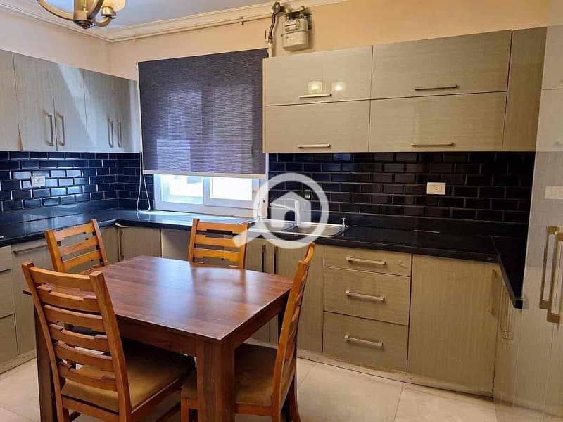 7 5a68aa24-cc1e-4023-8dd4-5c831f497d37. jpg