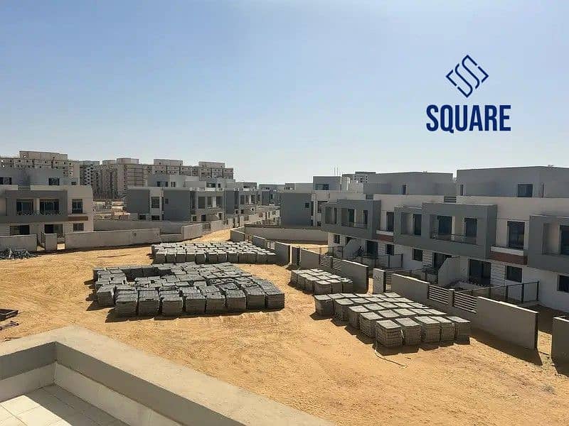 13 33090525-800x600. jpg