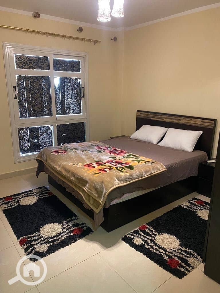 2 bdcc4a09-f2be-4f32-b527-c232d2b83c1d. jpg