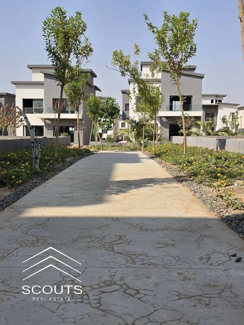 7 8a6cde4f-146e-495b-bf20-ade817bb1df8. jpeg