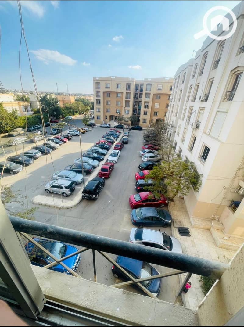 10 01579735-5ebe-4ab7-ad1d-42477f4dbe6e. jpeg