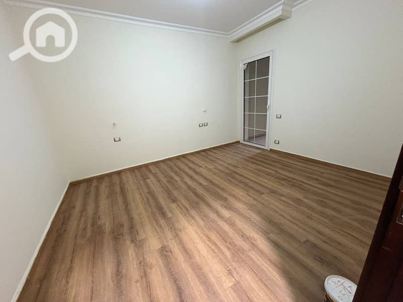 2 WhatsApp Image 2025-12-08 at 4.49. 24 PM (1). jpeg