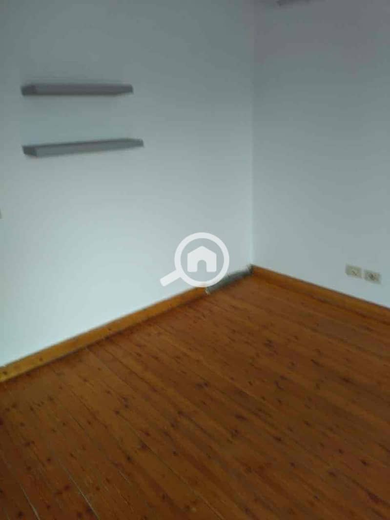 3 82053d63-f260-4d92-b1fe-5e6fb28ad53f. jpg