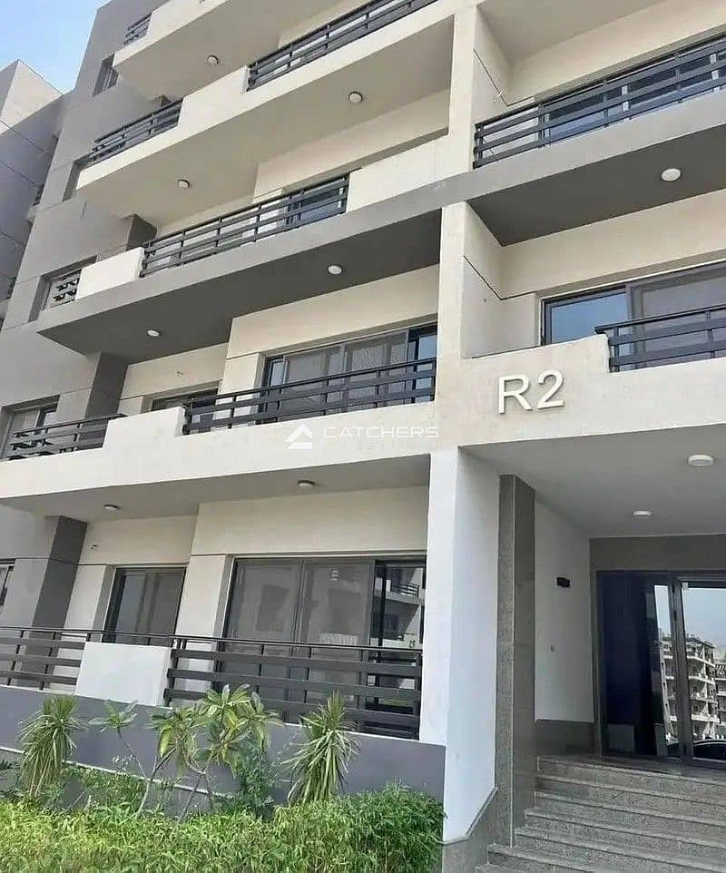 6 33504253-800x600. jpg