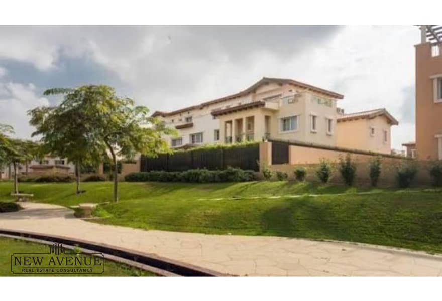 8 15f8633a-ba5c-46d4-a469-42c59f25d4f6. jpg