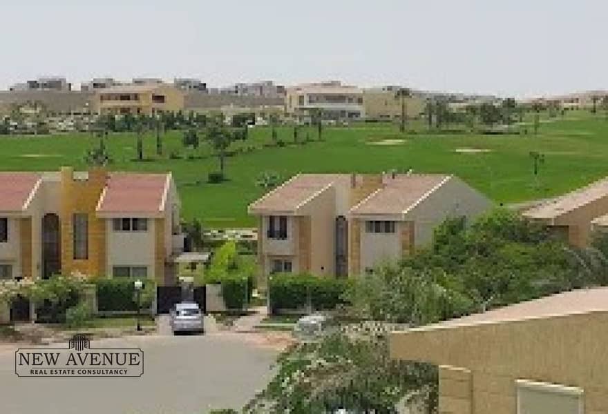 5 b880d32f-a0b4-40de-a9dc-0452f33aef15. jpg