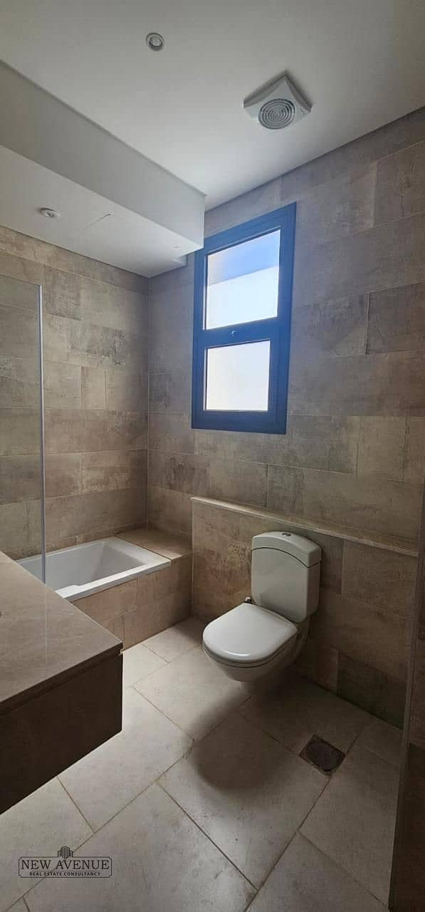 4 WhatsApp Image 2025-11-12 at 6.06. 19 PM (1). jpeg