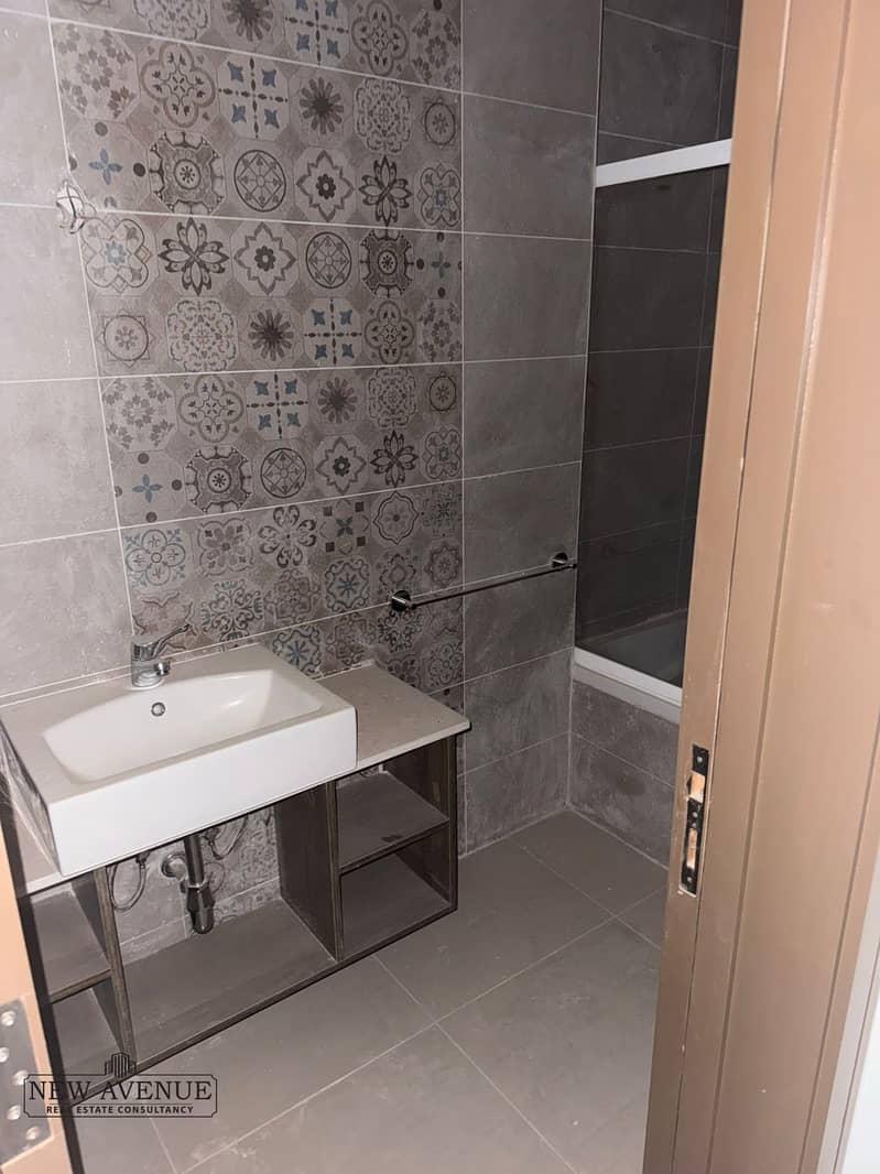 8 WhatsApp Image 2025-11-12 at 5.47. 26 PM. jpeg