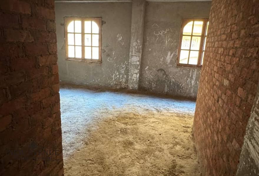 7 fcbbf080-4ee7-4169-b4da-c89448222835. jpg