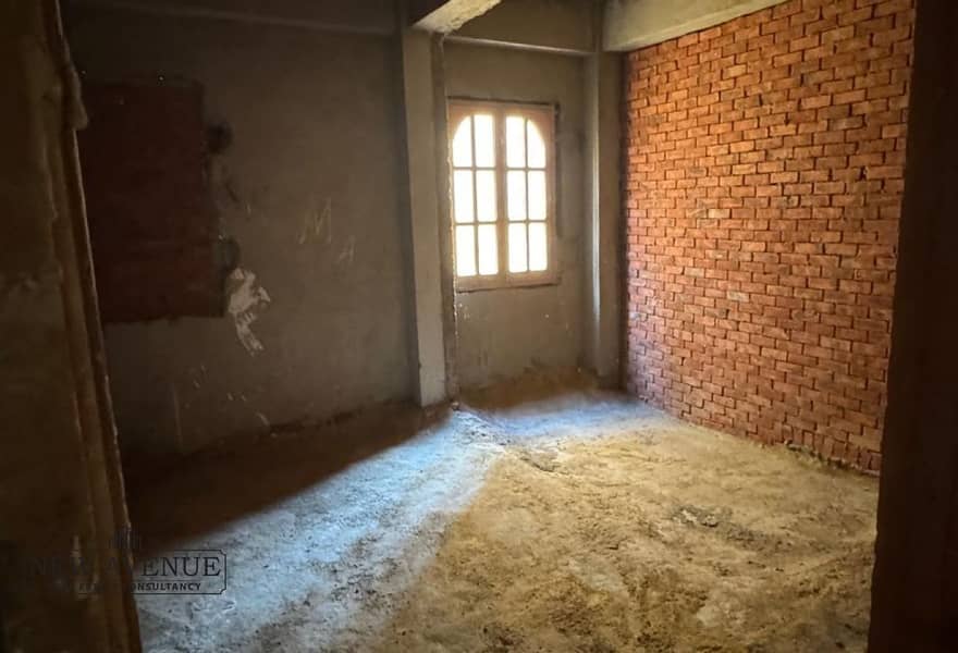 8 85a44e78-f509-4d5b-9daf-c0b4efad5557. jpg