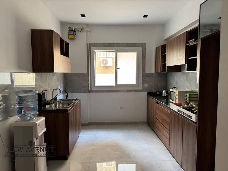 5 812fa3b5-f8c8-413e-8ab7-0593300dee9f. jpeg