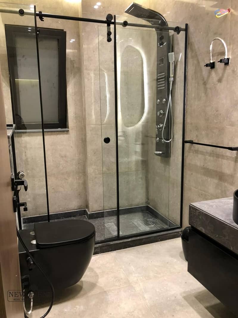 10 WhatsApp Image 2025-11-18 at 4.30. 35 PM. jpeg