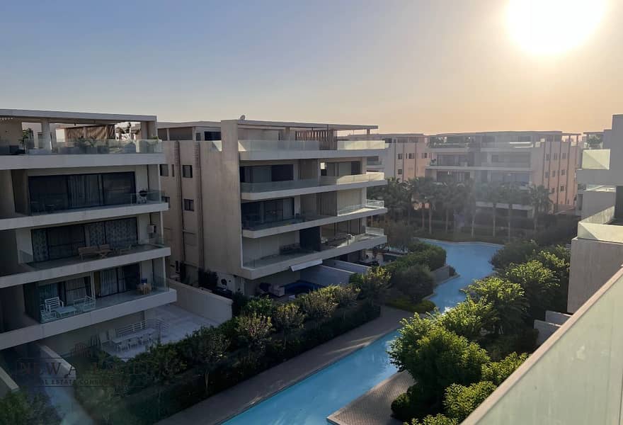 7 e77a3528-763d-4c05-9a21-aad39b818477. jpg