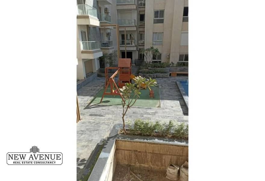 5 9046c460-ec49-453e-a341-1ab066a66182. jpg