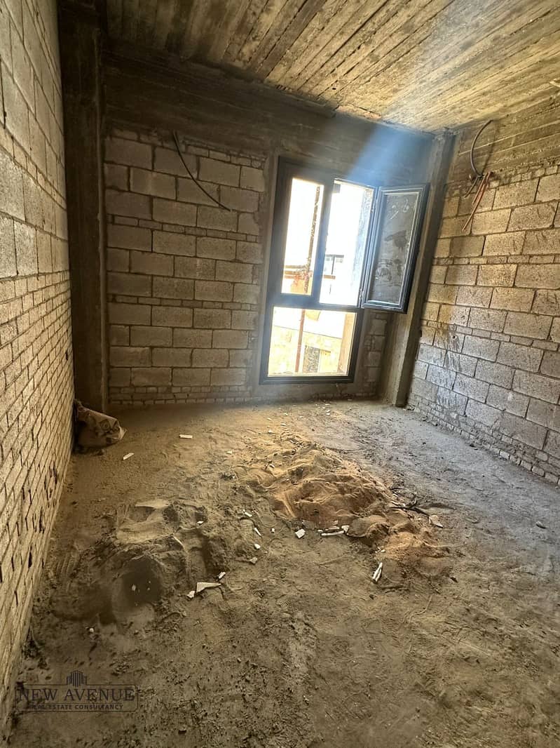 10 WhatsApp Image 2025-10-13 at 7.51. 57 PM. jpeg