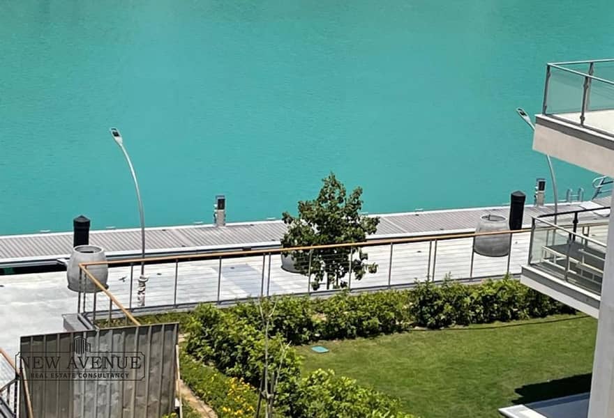 2 c11536f6-4f93-41b8-be13-c8f92a8ab636. jpg