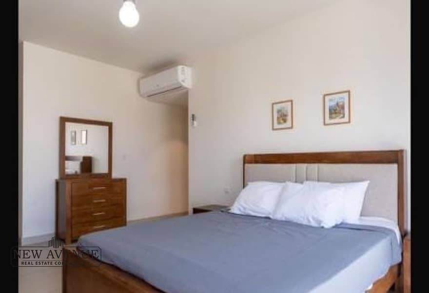 6 1b22f5f9-40c2-48e1-a5d1-8d501b1e312c. jpg