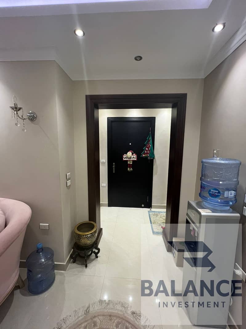 10 d27241ba-79dc-4fc2-ba4b-758ad50e2460. jpg