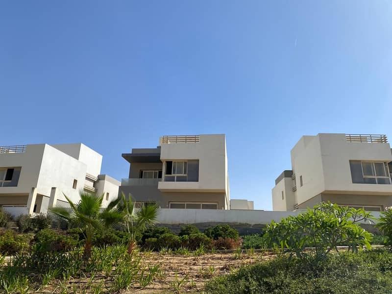 4 WhatsApp Image 2025-10-27 at 11.11. 28 PM. jpeg