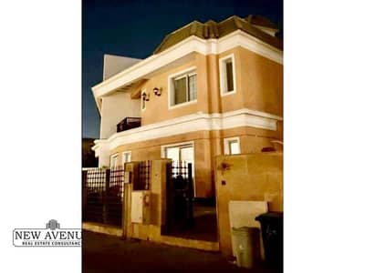 5 Bedroom Twin House for Sale in New Cairo, Cairo - WhatsApp Image 2025-11-10 at 1.43. 58 PM. jpg 5 Bedroom Twin House for Sale in New Cairo, Cairo - WhatsApp Image 2025-11-10 at 1.43. 58 PM. jpg