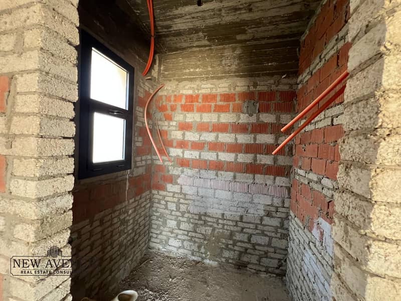 6 WhatsApp Image 2025-11-12 at 1.58. 21 PM (2). jpeg