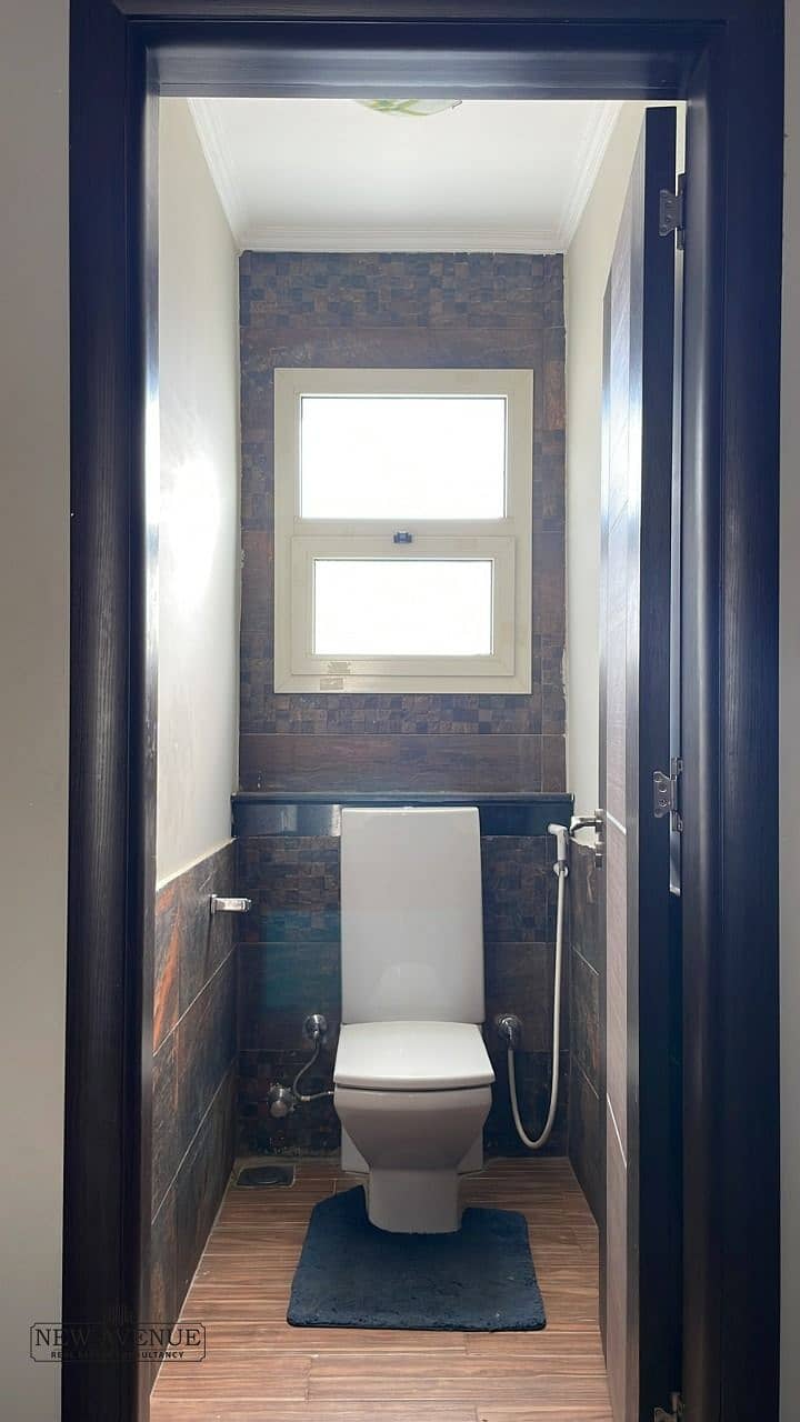 39 WhatsApp Image 2025-11-10 at 1.53. 24 PM. jpeg