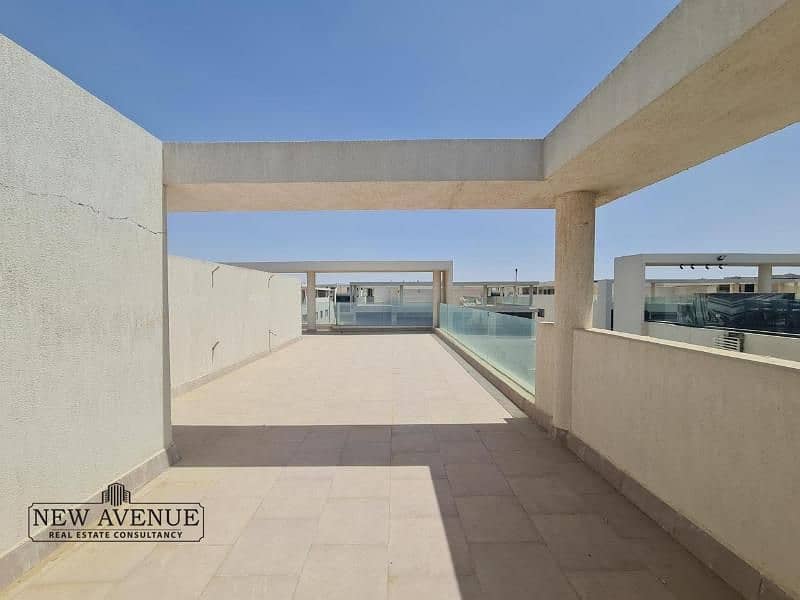 20 WhatsApp Image 2025-11-03 at 1.12. 49 PM (1). jpg